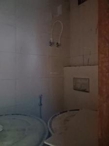 Common Bathroom Image of 451 Sq.ft 1 BHK Apartment / Flat for sale in Kulesara Greater Noida for Rs. 1798000