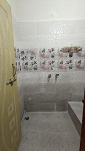 Bathroom Image of 1600 Sq.ft 3 BHK Builder Floor for rent in Miyapur Hyderabad for Rs. 24000