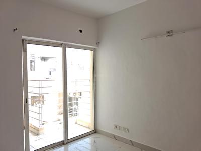 Bedroom Image of 925 Sq.ft 2 BHK Apartment / Flat for sale in Paras Tierea, Sector 137 Noida for Rs. 8000000