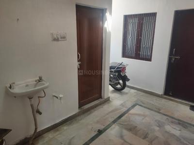Bedroom Image of 1500 Sq.ft 2 BHK Builder Floor for rent in Alambagh Lucknow for Rs. 8500