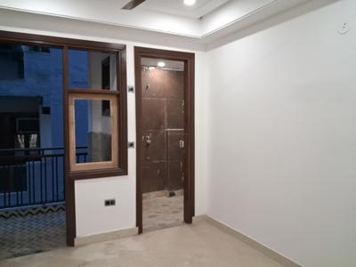 Bedroom Image of 1250 Sq.ft 3 BHK Apartment / Flat for sale in JMD Siddhi Vinayak, Sector 73 Noida for Rs. 6500000