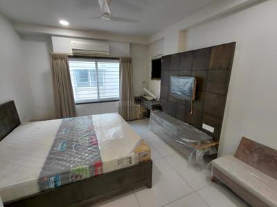Bedroom Image of 4000 Sq.ft 4 BHK Apartment / Flat for rent in Gotri Vadodara for Rs. 85000
