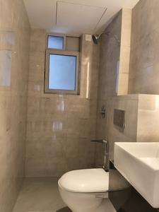 Common Bathroom Image of 1050 Sq.ft 3 BHK Apartment / Flat for sale in Chembur Mumbai for Rs. 32500000