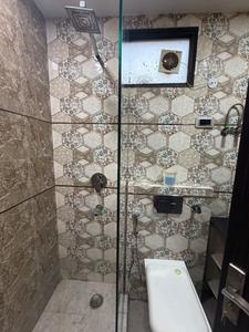 Bathroom Image of 900 Sq.ft 2 BHK Builder Floor for rent in Lajpat Nagar New Delhi for Rs. 54500