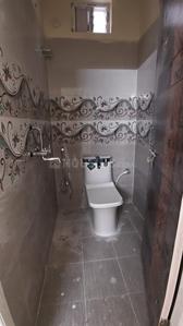 Bathroom Image of 700 Sq.ft 1 BHK Apartment / Flat for rent in Kondapur Hyderabad for Rs. 16002
