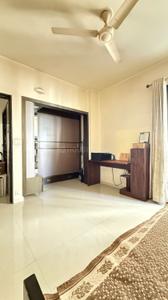 Bedroom Image of 2000 Sq.ft 3 BHK Apartment / Flat for sale in Satellite Ahmedabad for Rs. 18000000