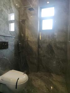 Common Bathroom Image of 2500 Sq.ft 4 BHK Builder Floor for sale in Paramount Low Rise Floors South City 2, Sector 49 Gurgaon for Rs. 40000000