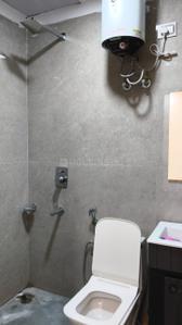 Bathroom Image of 350 Sq.ft 1 RK Independent House for rent in Suncity Heights, Sector 54 Gurgaon for Rs. 18000