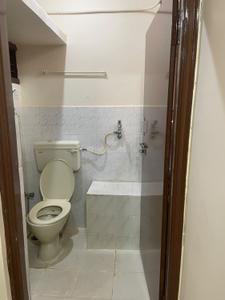 Bathroom Image of 800 Sq.ft 2 BHK Independent House for rent in Basaveshwara Nagar Bengaluru for Rs. 30000