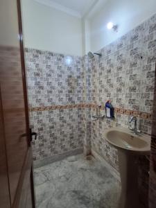 Bathroom Image of 990 Sq.ft 3 BHK Independent House for rent in Sector 23 Gurgaon for Rs. 40000