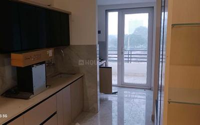 Kitchen Image of 2430 Sq.ft 3 BHK Builder Floor for rent in BPTP Eden Estate, Sector 81 Faridabad for Rs. 60000