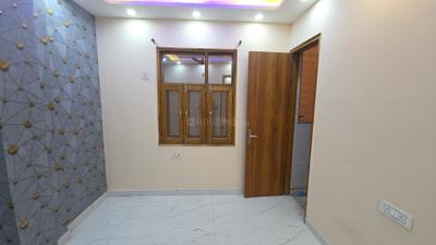 Bedroom Image of 558 Sq.ft 2 BHK Builder Floor for sale in Laxmi Nagar New Delhi for Rs. 5200000