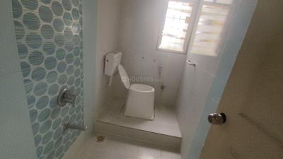 Runal Royal Casa Bathroom One 4