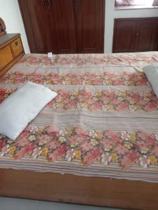 Bedroom Image of 1000 Sq.ft 2 BHK Apartment / Flat for rent in Satyam Apartment, Vasundhara Enclave New Delhi for Rs. 25000