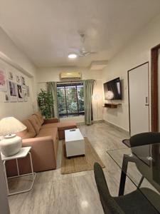 Hall Image of 600 Sq.ft 1 BHK Apartment / Flat for rent in Bandra West Mumbai for Rs. 110000