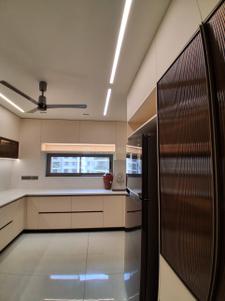 Kitchen Image of 2750 Sq.ft 4 BHK Apartment / Flat for sale in Shreeji Samasta, Bhayli Vadodara for Rs. 37500000
