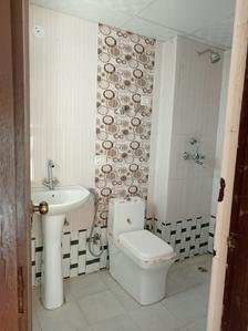 Bathroom Image of 1395 Sq.ft 3 BHK Apartment / Flat for sale in Newtech La Galaxia, Surajpur Greater Noida for Rs. 8000000