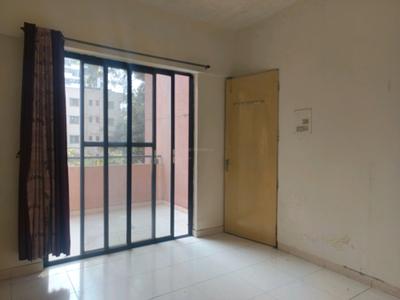 Bedroom Image of 600 Sq.ft 1 BHK Apartment / Flat for rent in Magarpatta Heliconia, Magarpatta City Pune for Rs. 25000