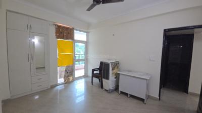 Bedroom Image of 1000 Sq.ft 2 BHK Apartment / Flat for sale in JKG Palm Court, Noida Extension Greater Noida for Rs. 7800000