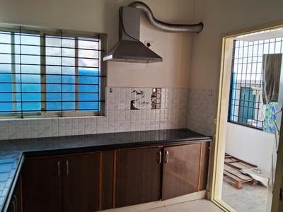 Kitchen Image of 1500 Sq.ft 2 BHK Duplex for rent in Anthivadi Hosur for Rs. 18500