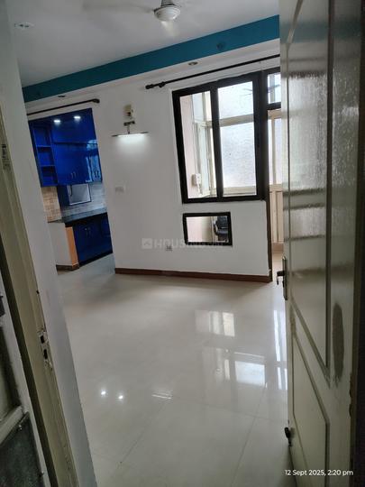 Amrapali Royal Main Image 1