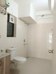 Common Bathroom Image of 930 Sq.ft 2 BHK Apartment / Flat for sale in Primarc Southwind Block 9, Rajpur Kolkata for Rs. 5500000
