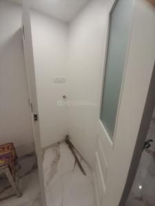 Bedroom Image of 750 Sq.ft 1 BHK Apartment / Flat for rent in Cumballa Hill Mumbai for Rs. 135000