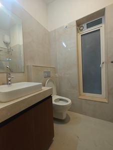 Bathroom Image of 1850 Sq.ft 3 BHK Apartment / Flat for sale in L And T West Square, Seawoods Navi Mumbai for Rs. 45000000