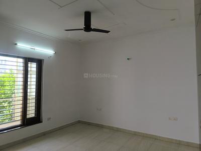 Bedroom Image of 2600 Sq.ft 3 BHK Builder Floor for rent in Sector 9 Faridabad for Rs. 32000