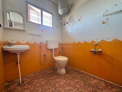 Image of 1100 Sq.ft 2 BHK Builder Floor for rent in Kaggadasapura, Bengaluru for Rs. 28000
