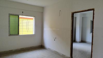 Living Room Image of 950 Sq.ft 2 BHK Apartment / Flat for sale in Airport Gate no. 1 Kolkata for Rs. 3800000