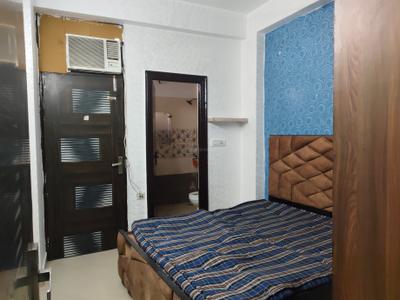 Bedroom Image of 600 Sq.ft 1 BHK Builder Floor for rent in Indirapuram Ghaziabad for Rs. 19000
