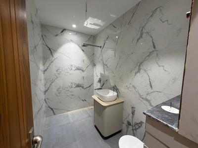 Bathroom Image of 2400 Sq.ft 4 BHK Builder Floor for sale in Ashoka Residency, Sector 34 Faridabad for Rs. 27000000