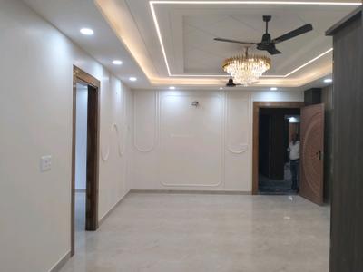Living Room Image of 1800 Sq.ft 4 BHK Apartment / Flat for sale in Rajendra Nagar Ghaziabad for Rs. 16500000