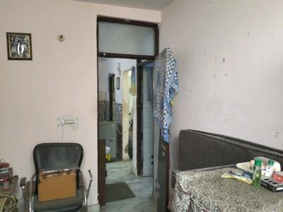Bedroom Image of 630 Sq.ft 2 BHK Builder Floor for rent in Mayur Vihar Phase 1 New Delhi for Rs. 23500