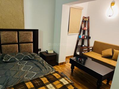 Bedroom Image of 1055 Sq.ft 2 BHK Builder Floor for sale in Arun Vihar, Sector 37 Noida for Rs. 22000000