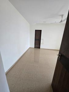 Bedroom Image of 1200 Sq.ft 3 BHK Apartment / Flat for rent in Evershine Crown, Kandivali West Mumbai for Rs. 81000