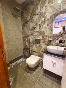 Image of 1000 Sq.ft 1 RK Builder Floor for rent in Swaraj Homes RWA Sant Nagar, Sant Nagar, New Delhi for Rs. 25000