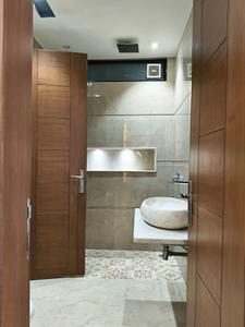 Common Bathroom Image of 2700 Sq.ft 4 BHK Builder Floor for sale in Paramount Luxury Floors Sushant Lok 3 B Block, Sector 57 Gurgaon for Rs. 36500000
