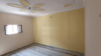 Image of 450 Sq.ft 2 BHK Builder Floor for rent in Mahavir Enclave, New Delhi for Rs. 9000