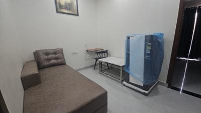 Living Room Image of 550 Sq.ft 1 BHK Builder Floor for rent in Sector 39 Gurgaon for Rs. 30000