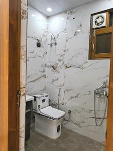Common Bathroom Image of 1400 Sq.ft 3 BHK Builder Floor for sale in Indirapuram Ghaziabad for Rs. 12500000