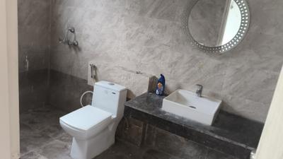 Image of 2452 Sq.ft 4 BHK Villa for rent in Paramount Golfforeste Villas, Surajpur, Greater Noida for Rs. 28000