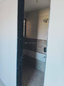 Bathroom Image of 1000 Sq.ft 2 BHK Apartment / Flat for rent in Gangapur Nashik for Rs. 18000