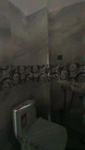 Bathroom Image of 460 Sq.ft 1 BHK Builder Floor for rent in Dashrath Puri New Delhi for Rs. 11000