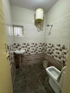 Bathroom Image of 590 Sq.ft 1 BHK Apartment / Flat for rent in BTM Layout Bengaluru for Rs. 23000