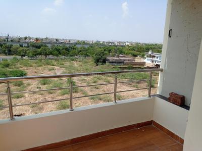 Balcony Image of 1550 Sq.ft 3 BHK Apartment / Flat for sale in Sushant Golf City Lucknow for Rs. 9500000