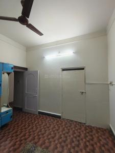 Bedroom Image of 700 Sq.ft 2 BHK Builder Floor for rent in Palasia Indore for Rs. 22000