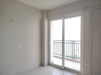 Bedroom Image of 1300 Sq.ft 3 BHK Apartment / Flat for sale in Eldeco Live By The Greens Phase 1, Sector 150 Noida for Rs. 15900000