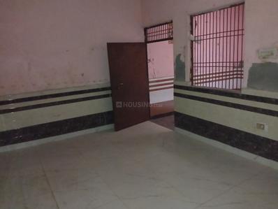 Bedroom Image of 1080 Sq.ft 3 BHK Independent House for rent in Kalindi Vihar Agra for Rs. 10000